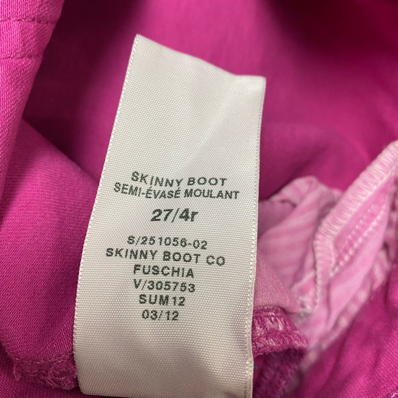 Gap Cut-off Denim Shorts (size 27) - Picture 6 of 7